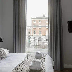 Gasthof Pembroke Hall, Dublin