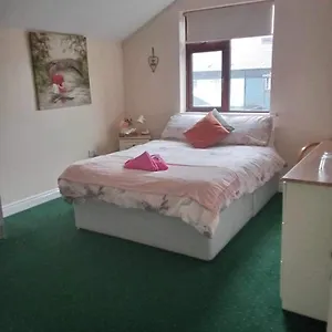 https://edwards-bb-galway.galwayhotelsireland.net